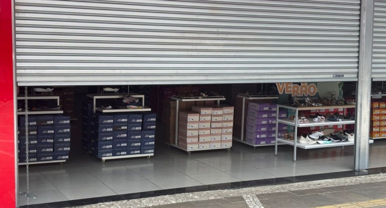 Trabalhador morre eletrocutado em Canoas durante manutenção em loja no Centro