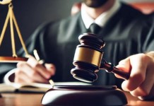 Jovem tem dedo esmagado e receberá indenização e pensão até os 75 anos