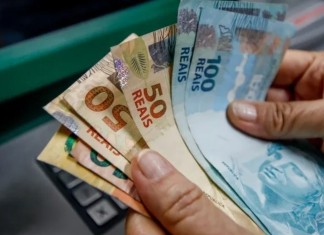 Desempregados poderão receber auxílio de até R$ 2.518 em 2026
