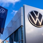 Condenação da Volkswagen por trabalho escravo é mantida pela Justiça do Trabalho Condenação da Volkswagen por trabalho escravo é mantida pela Justiça, com indenização de R$ 165 milhões por violações de direitos humanos.