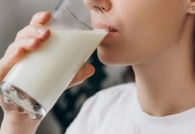 Anvisa proíbe venda de popular marca de leite após fraude ser detectada e emite alerta aos consumidores