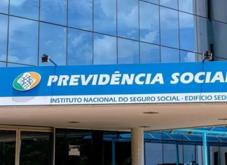 Aposentados podem receber até R$ 110 mil em 2026 por revisões e pagamentos atrasados do INSS. Veja quem tem direito e como verificar.