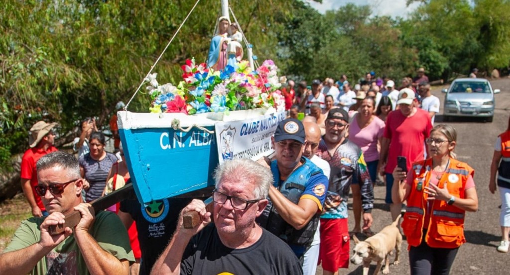 canoas nossa senhora dos navegantes iemanjá
