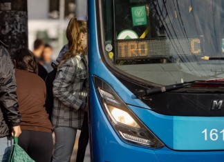 Passe livre em Canoas garante ônibus gratuito para estudantes na volta às aulas