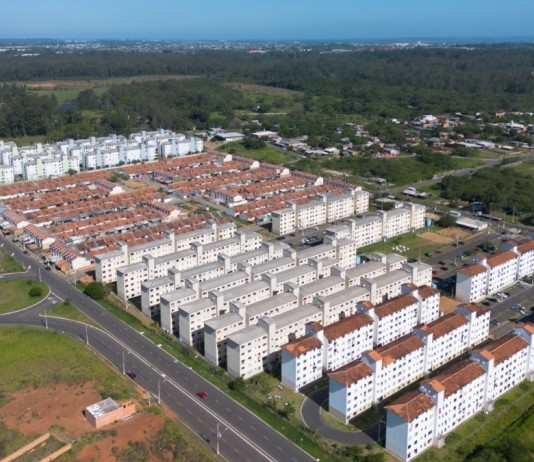 Será que mais famílias do RS serão beneficiadas? Governo anuncia reforço bilionário no Minha Casa, Minha Vida Aporte de R$ 20 bilhões no Minha Casa Minha Vida deve ampliar o acesso à moradia para milhares de famílias.