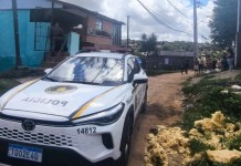 Homem é morto após apontar arma contra agentes da BM Homem é morto em conflito com a BM, suspeito apontou arma em direção a guarnição