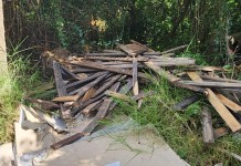 Polícia de Trânsito flagra descarte irregular de lixo no Centro de Canoas