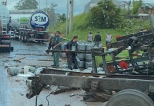 acidente caminhão br-386 nova santa rita