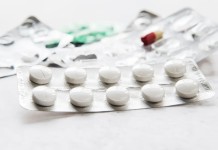 Medicamento experimental contra HIV promete revolucionar tratamento de idosos Medicamento experimental contra HIV promete revolucionar tratamento de idosos