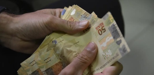 O Desenrola 2.0 pode voltar em 2026 com descontos de até 90% nas dívidas. Veja como o programa deve funcionar.