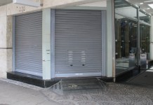 Receita Federal apreende 3 mil perfumes árabes irregulares em loja de Canoas Receita Federal apreende 3 mil perfumes árabes em loja de Canoas