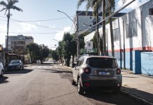 Acusado de assédio: professor preso em Canoas tentou fugir ao ver chegada da polícia