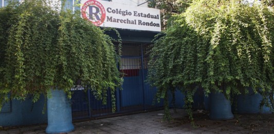 Professor preso acusado de assédio em Canoas: polícia apreende celulares e computadores para perícia