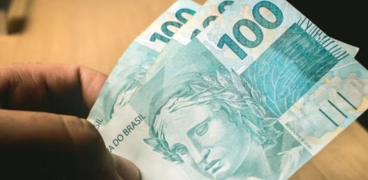 Novo pagamento para estudantes pode beneficiar alunos da rede pública em todo o Brasil