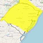 Quinta-feira começa com alerta de tempestade do Inmet e pode ter chuva forte, vento e granizo