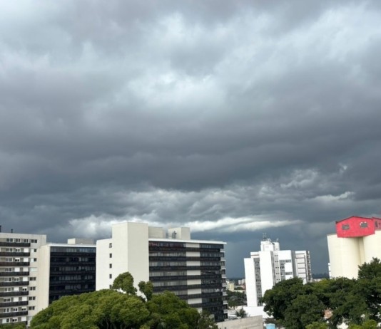 Supertufão na Indonésia pode ter causado uma antecipação de El Niño mais forte em mais de 100 anos no RS; entenda o que dizem meteorologistas e o que esperar para os próximos meses Supertufão na Indonésia pode ter causado uma antecipação de El Niño mais forte em mais de 100 anos no RS; entenda o que dizem especialistas e o que esperar para os próximos meses