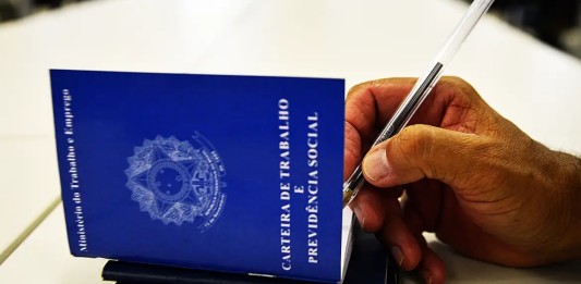 Projeto do fim da escala 6x1 permite folgas separadas durante a semana