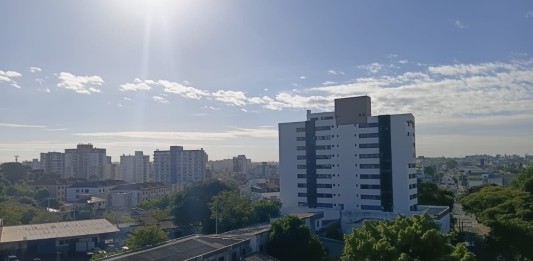 Semana começa com calor no RS, mas mudança no tempo pode surpreender nos próximos dias