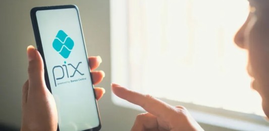 Pix sequestrado? Novo vírus bancário age em segundos e pode zerar sua conta sem aviso