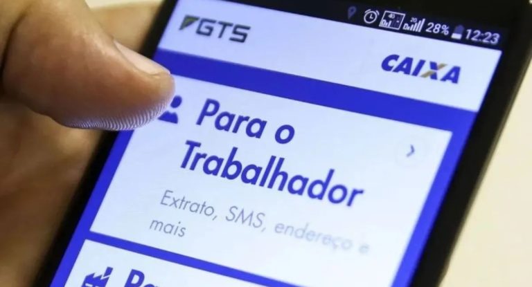 Saque-aniversário do FGTS tem prazo limite em maio; veja calendário