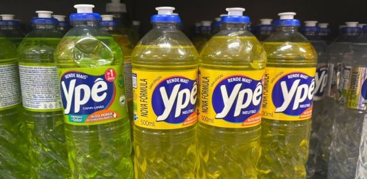 Produtos da Ypê lote final 1 seguem suspensos após comunicado oficial da empresa e decisão da Anvisa.