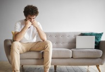 Alerta para pais de adolescentes cresce após dados preocupantes sobre saúde mental no Brasil