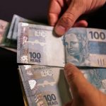 Crise econômica Brasil 2050 entra no radar com alertas sobre previdência, clima e crescimento do país