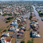 Homem é condenado por atirar em voluntário e fazer família refém durante enchente no RS