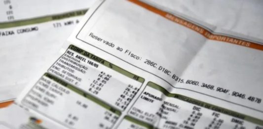 Forno elétrico vem chamando atenção pelo alto consumo de energia nas residências brasileiras.