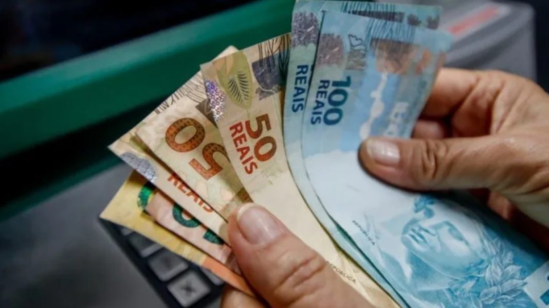 PIS/Pasep é liberado para nascidos em maio e junho; veja quem recebe ...