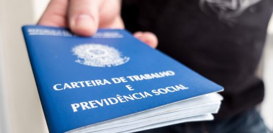 Profissão pouco valorizada no Brasil passou a chamar atenção pelos altos salários pagos nos Estados Unidos.