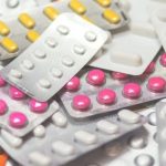 Remédios recolhidos pela Anvisa incluem medicamentos usados para colesterol e tratamentos inflamatórios.