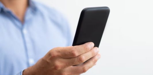 "Atendo e não falam nada": veja como bloquear as chamadas de números desconhecidos