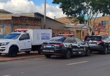 Homem é encontrado morto em avenida de Canoas nesta terça-feira. Caso foi registrado no bairro Rio Branco e está sob investigação da Polícia Civil.