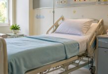 Pai vende filha por R$ 17 mil para pagar cirurgia urgente após crise devastar família
