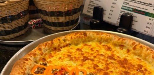 “Um ciclo que se encerra”: tradicional pizzaria de Canoas vai fechar tradicional pizzaria