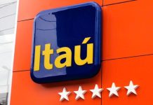 Clientes do banco Itaú são surpreendidos com aviso de fechamento de agências Clientes do banco Itaú são surpreendidos com aviso de fechamento de agências