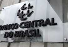 Quem tem empréstimo pode cancelar o débito automático para evitar superendividamento; veja o que diz a regra