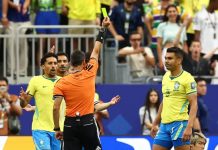 “Achei que eram só pra alertar”: cartões amarelo e vermelho são multas e cada um tem seu valor que pode causar multas milionárias em alguns campeonatos como a Copa do Mundo "Achei que eram só pra alertar": cartões amarelo e vermelho são multas e cada um tem seu valor que pode causar multas milionárias em alguns campeonatos como a Copa do Mundo