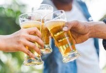 Cerveja de graça? Marca faz promessa aos brasileiros caso a Seleção seja campeã na Copa do Mundo Cerveja de graça? Marca faz promessa aos brasileiros caso a Seleção seja campeã na Copa do Mundo
