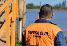 Defesa Civil faz ação preventiva e orienta moradores de áreas ribeirinhas em Canoas defesa civil canoas