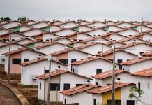Golpistas utilizam inteligência artificial para criar anúncios falsos sobre inscrições no Minha Casa, Minha Vida.