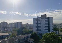 Onda de calor deve atingir cinco estados brasileiros nos próximos dias; veja quais serão os mais afetados Massa de ar quente deve provocar temperaturas elevadas em cinco estados brasileiros nos próximos dias.
