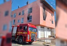 Incêndio em apartamento em Canoas mobiliza bombeiros