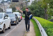 Luciano Hang declara apoio para jovem que perdeu R$ 500 mil em apostas online e agora vende café nos semáforos para se reerguer; Dono da Havan cobra leis mais rígidas contra bets Luciano Hang declara apoio para jovem que perdeu R$ 500 mil em apostas online e agora vende café nos semáforos para se reerguer; Dono da Havan cobra leis mais rígidas contra bets