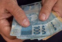 Proposta do governo prevê reajuste do salário mínimo para R$ 1.725 em 2027.