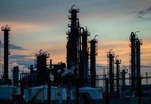 Isover fecha fábrica no Brasil após décadas de produção de materiais para isolamento térmico e acústico.