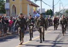 desfile civico nova santa rita