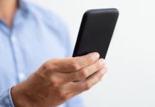 Novo golpe do Pix altera o QR Code de lojas virtuais e pode desviar o pagamento para criminosos.