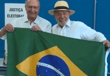 Lula vota em São Bernardo e diz estar confiante na vitória nas eleições Lula vota em São Bernardo do Campo neste domingo (4), durante o primeiro turno das eleições de 2026.